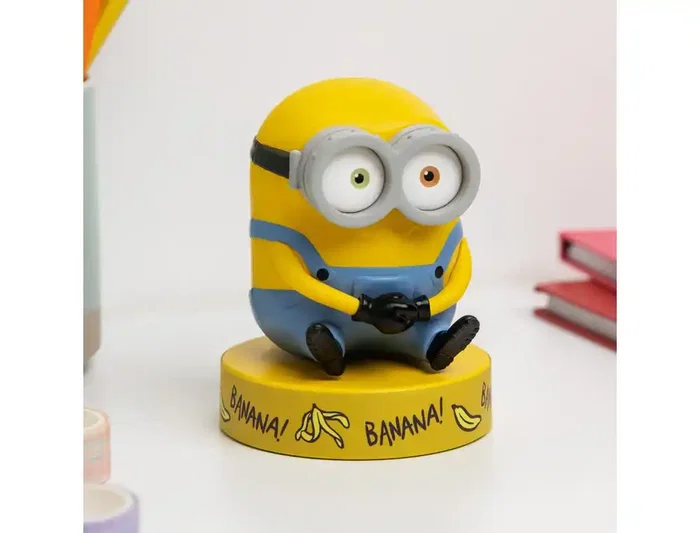 Wondee Lampara Minions Bob Icon Light - Figura Luminosa Oficial de Minions con Gafas y Mono Azul, Luz Ambiental para Dormitorio, Escritorio o Gaming