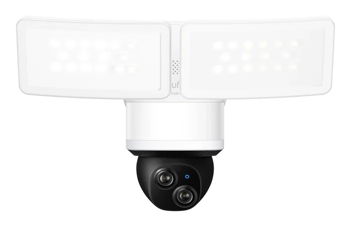 EUFY Floodlight Camera E340 con cámara doble, giro de 360° e iluminación de 2000 lúmenes