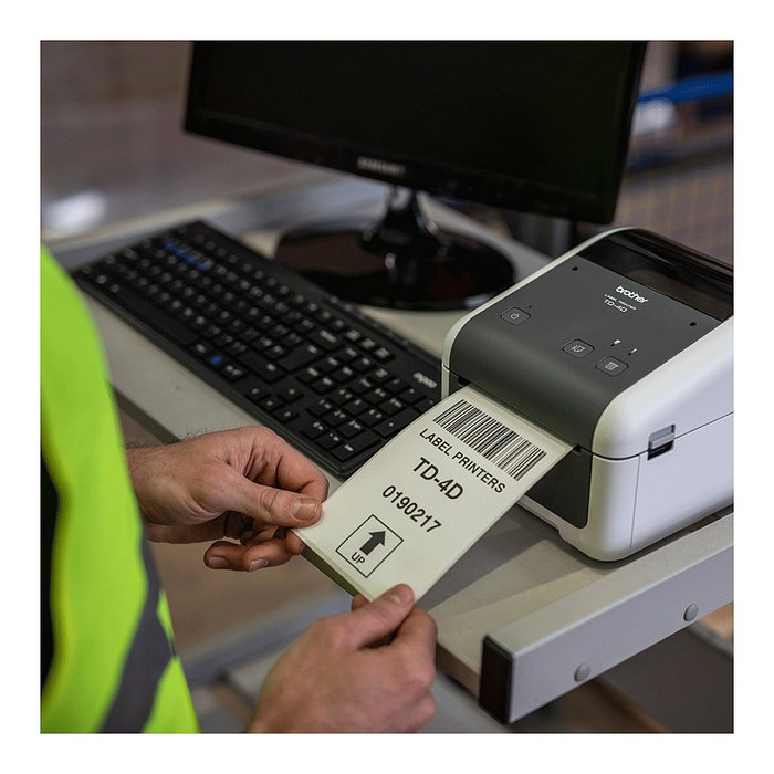 Brother TD-4520DN Impresora de etiquetas y tickets 300 dpi con USB, Ethernet y Serie