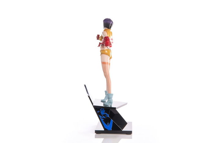 First 4 Figures Estatua Faye Valentine Cowboy Bebop