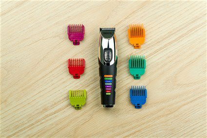 Wahl 09893-0443 Cortapelos para Barba, Batería de Litio 240 min, 8 Peines Guía, Carga Rápida, 1.5-13mm, Cuchillas de Precisión