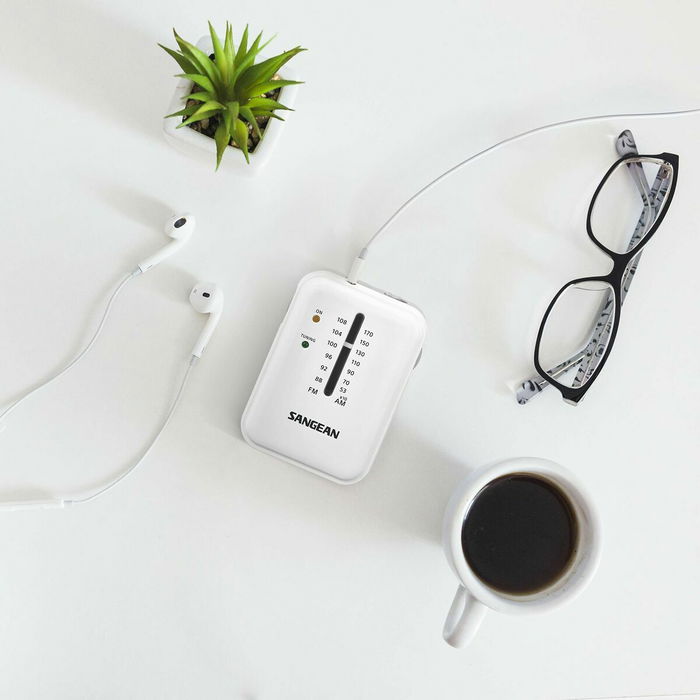 Radio Portátil Sangean SR-32 Blanco AM/FM Radio Portátil Sangean SR-32 Blanco AM/FM
