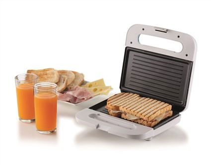 Ariete 1971/01 Sandwichera Breakfast Blanca, Placas Antiadherentes para Sándwiches, Hotdogs, Hamburguesas, Verduras y Carne, Ahorro de Espacio