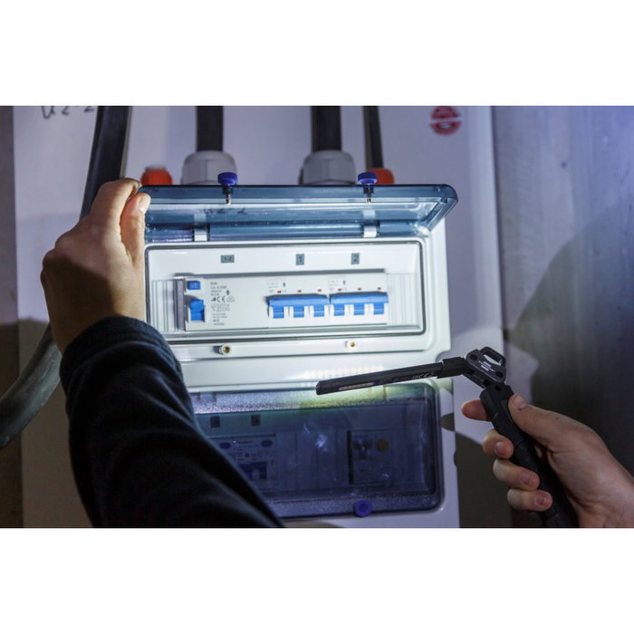 Brennenstuhl HL 400 AC Lámpara de mano LED recargable
