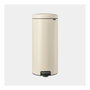 Brabantia Treteimer Newicon 30 L, Cubo de Basura con Pedal, Redondo, Beige, 29.3 cm de Diámetro, Capacidad 30 Litros