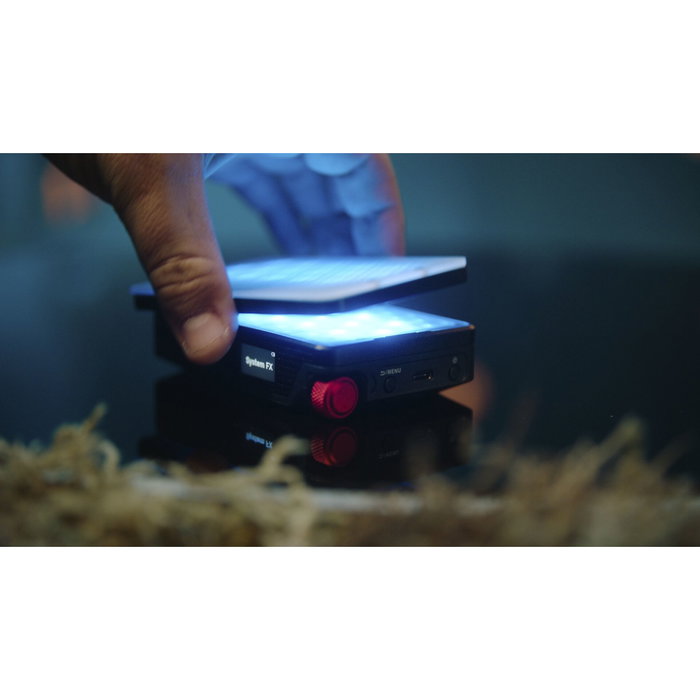 Aputure MC Pro Panel LED RGBWW IP65