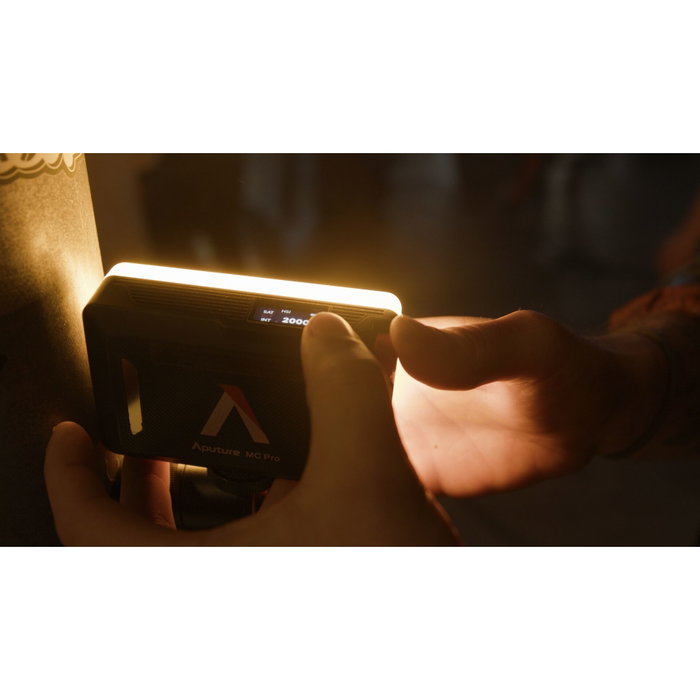 Aputure MC Pro Panel LED RGBWW IP65