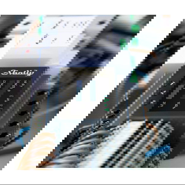 Shelly Relé Pro Dual Cover PM Control Persianas Inteligente 2x WLAN LAN BT Montaje Carril DIN