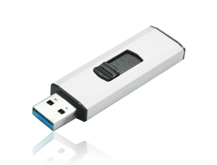 Q-connect Memoria USB Flash 8 GB SuperSpeed 3.0 Retráctil Plateado