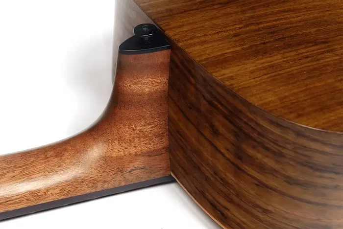 LAG Guitarra Acústica Dreadnought Tramontane 318 - Natural Brillante