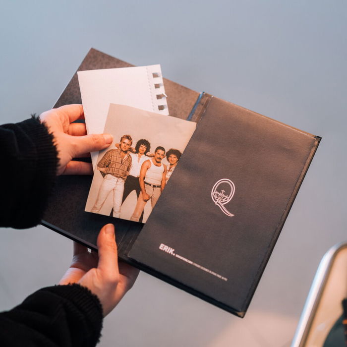 ERIK Cuaderno A5 Premium Queen 96 hojas Tapa Dura Laminada Mate Interior Bullet Cinta Marcapáginas Bolsillo ERIK Cuaderno A5 Premium Queen 96 hojas Tapa Dura Laminada Mate Interior Bullet Cinta Marcapáginas Bolsillo