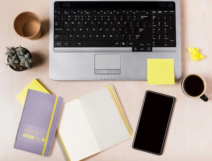 Antartik Cuaderno Antartik Notes tapa blanda hojas lisas morado y amarillo Antartik Cuaderno Antartik Notes tapa blanda hojas lisas morado y amarillo