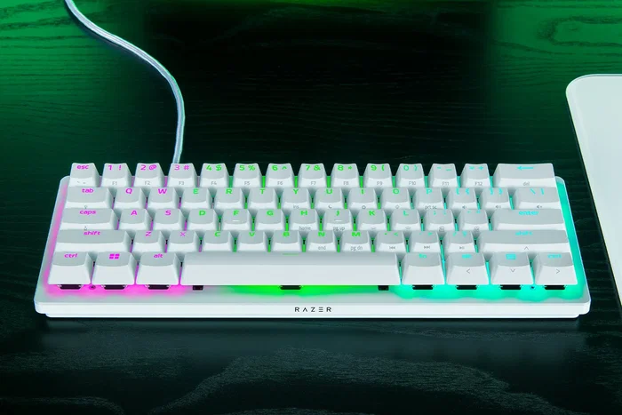 Razer Huntsman V3 Pro Tenkeyless Blanco USA Layout