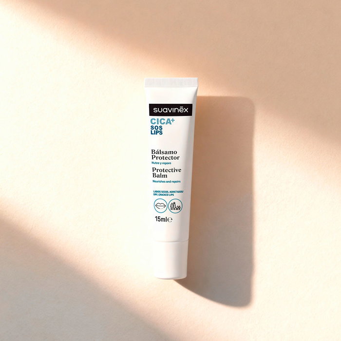 Suavinex Bálsamo Labial Hidratante y Reparador CICA+ SOS LIPS con Rescuederm, 5% Pantenol, Ceramidas - 15 ml