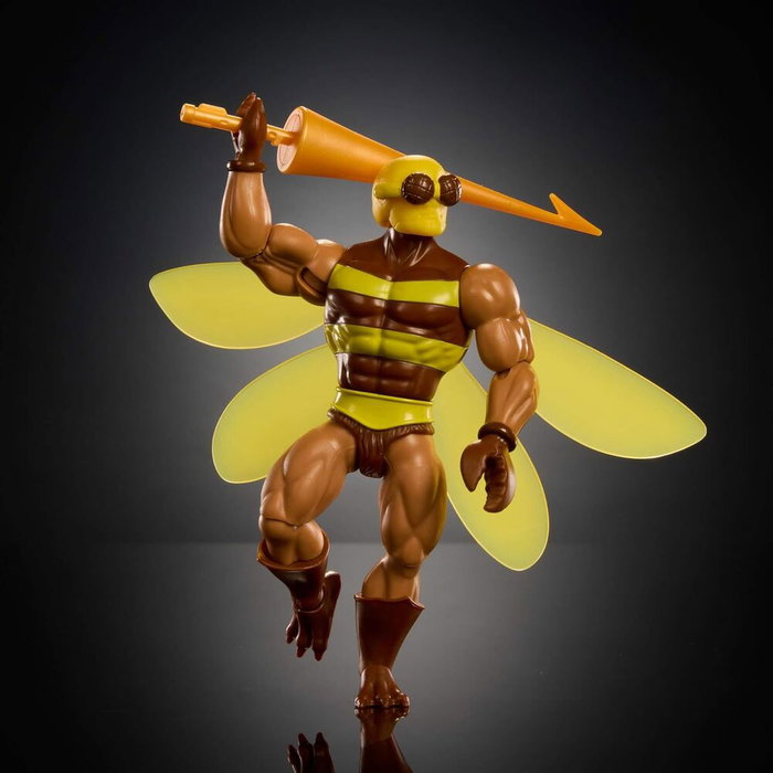 Mattel Masters of the Universe Origins Figura Buzz-Off 14cm Articulada con Accesorios y Minicómic