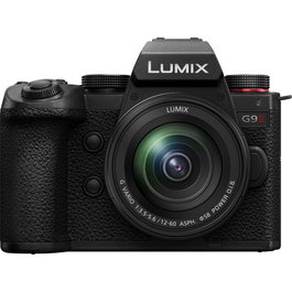 Panasonic LUMIX G9 Mark II con objetivo Lumix G Vario H-FS 12-60 E OIS