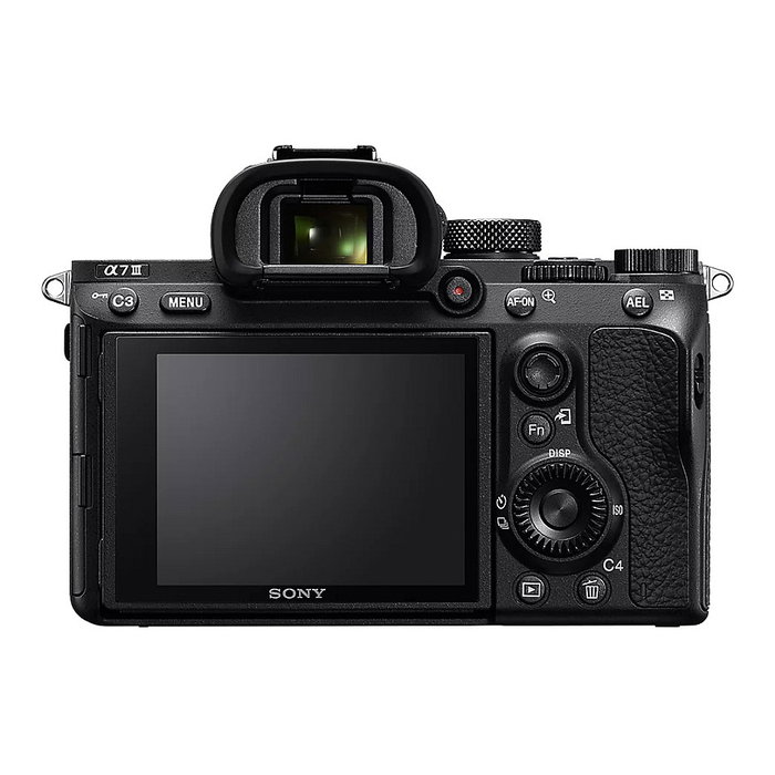 Sony Alpha 7 Mark III con objetivo SEL 28-70 II