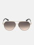Guess GF00033-5932F Gafas de sol doradas con cristal marrón