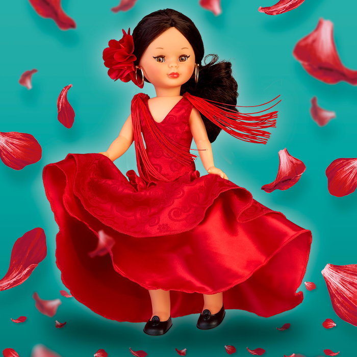 Famosa Nal02000 Muñeca Nancy Colección Flamenca Reedición, vestido raso rojo sin mangas y flecos, coleta rizada con flor, +6 años Famosa Nal02000 Muñeca Nancy Colección Flamenca Reedición, vestido raso rojo sin mangas y flecos, coleta rizada con flor, +6 años
