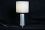 DKD Home Decor Lámpara de sobremesa de cerámica y metal, Blanco y Dorado