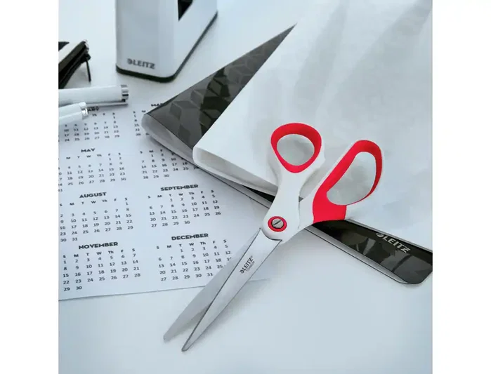 Leitz Tijeras Wow Titanium 205 mm Acero Inoxidable Recubiertas de Titanio Color Rojo Leitz Tijeras Wow Titanium 205 mm Acero Inoxidable Recubiertas de Titanio Color Rojo