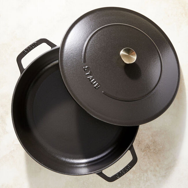 Staub Brater Chistera 28 cm Negra, Hierro Fundido Esmaltado 3.7L, Resistente a 260°C y Lavavajillas, Ref. 40511-472
