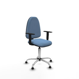 PIQUERAS Y CRESPO Silla de oficina Aýna Azul cielo con Base cromada