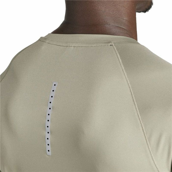 Camiseta de Manga Corta Hombre Adidas Essentials Gym+ Beige