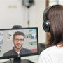 Logitech C505 Webcam HD 720p/30fps con Micrófono Omnidireccional, Campo de Visión 60°, Clip Universal y Cable USB Largo - Videollamadas Nítidas