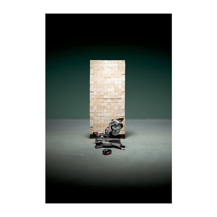 Metabo KGS 18 LTX BL 254 Sierra de inglete con carriles deslizantes, bisel unico, 4000 RPM, corte 215 x 47 mm, 18V con 2 baterias de 5.2Ah 10.4Ah total