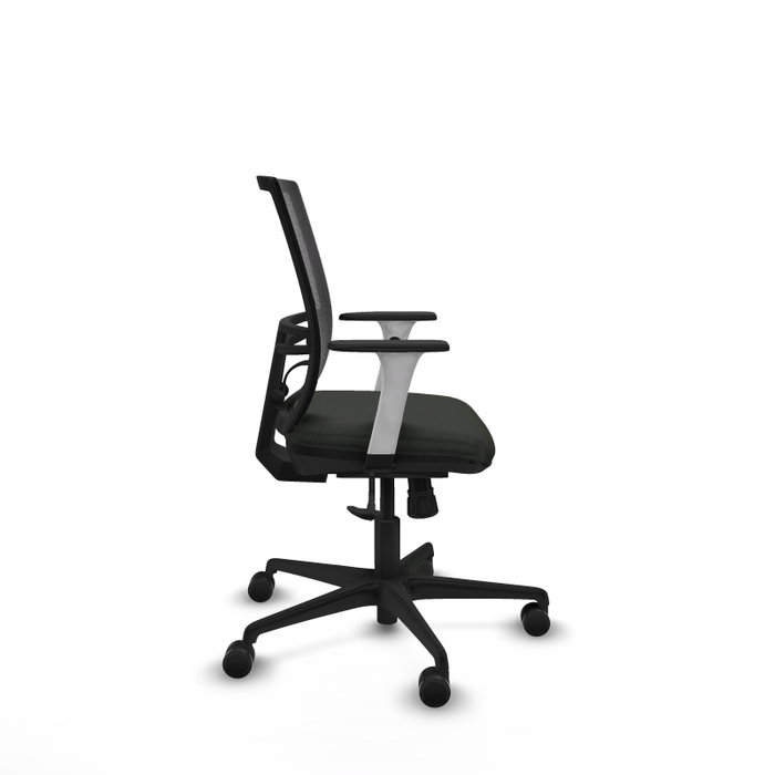 PIQUERAS Y CRESPO Silla de oficina Yunquera con mecanismo Sincro Negra PIQUERAS Y CRESPO Silla de oficina Yunquera con mecanismo Sincro Negra