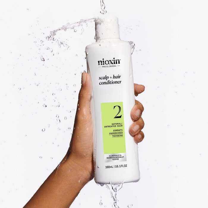 Nioxin Sistema 2 Acondicionador Cabello Natural con Debilitamiento Avanzado Reacondicionado 300 ml