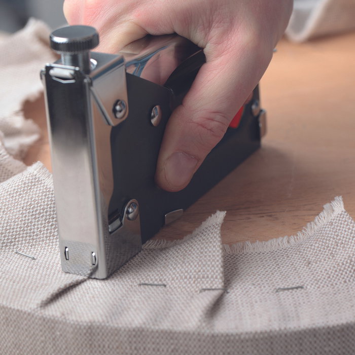 Je cherche une Idee Grapadora Manual Práctica para Hogar y Bricolaje con 300 Grapas Incluidas