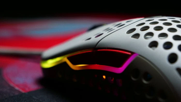 CHERRY XTRFY M42 - Ratón Óptico para Juego Ambidiestro, 16000 DPI, USB, Iluminación RGB Multicolor, 59g, Cable