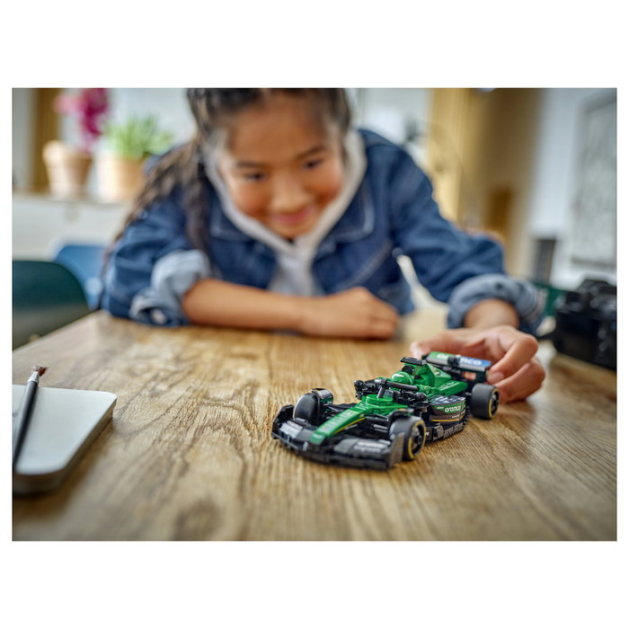 LEGO Speed Champions Aston Martin Aramco F1 AMR24