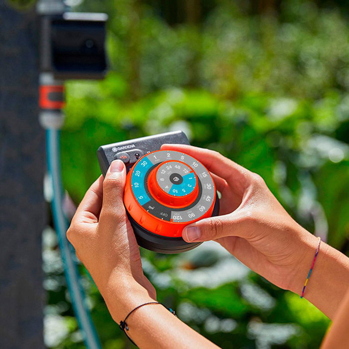 Gardena Easy Plus Programador de Riego Analógico Automático con 60 Programas y Protección Anti UV