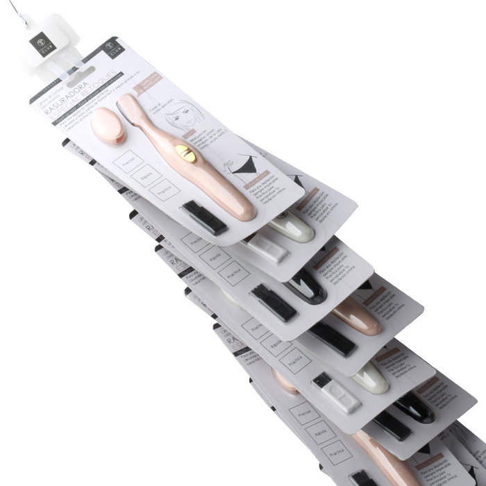 Cosmetic Club Rasuradora Precisión Tira Expositora 12 Unidades Colores Surtidos Blanco Negro Lila Cosmetic Club Rasuradora Precisión Tira Expositora 12 Unidades Colores Surtidos Blanco Negro Lila