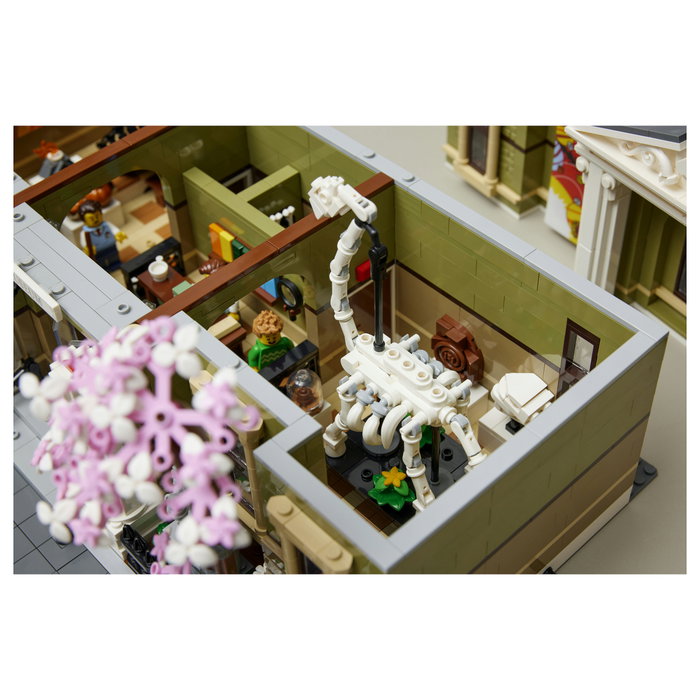 LEGO Icons Museo de Historia Natural