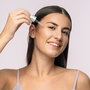 Pack Masajeador Rejuvenecedor Facial de Alta Frecuencia y Sérum Facial Kombucha Vibeboost 30 ml InnovaGoods