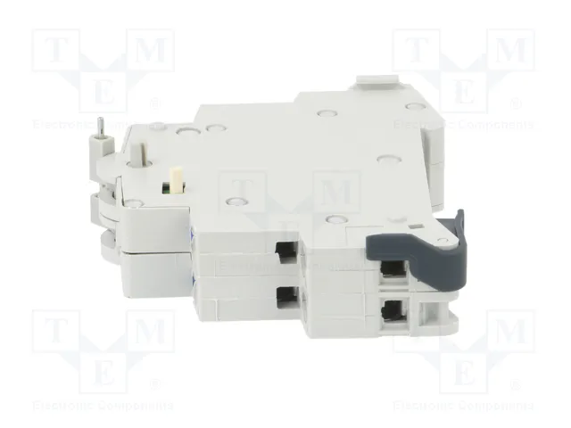 Hager CZ001 Contacto de señal para interruptor diferencial <125A 2 cerrados y 2+ abiertos 6A 240V Hager CZ001 Contacto de señal para interruptor diferencial <125A 2 cerrados y 2+ abiertos 6A 240V