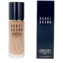 Bobbi Brown WEIGHTLESS SKIN Foundation de Larga Duración SPF15 con Acabado Mate, Textura Ligera, 24h de Hidratación, Control de Brillo - Tono Golden, 30 ml