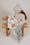 Muñecas Arias Muñeca Elegance 40 cm Aria Beige con Cojín - Muñeco de Peso - Edad 3-99 años