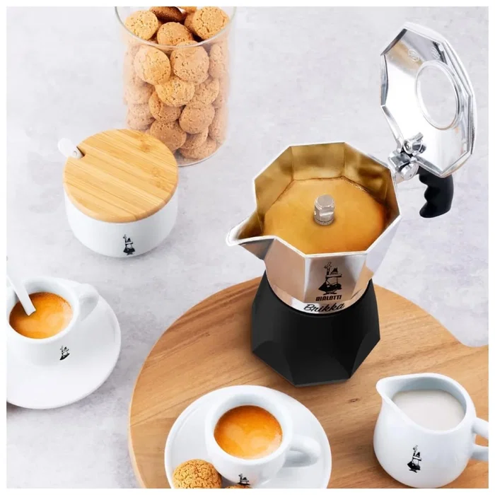 Bialetti New Brikka 2023 2TZ, 2 tazas, Negro/Plata Bialetti New Brikka 2023 2TZ, 2 tazas, Negro/Plata