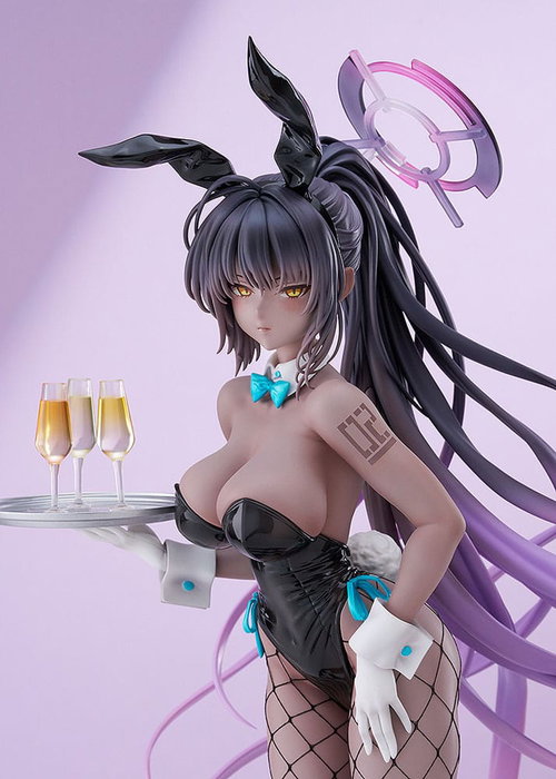 Max Factory Blue Archive Estatua PVC 1/7 Karin Kakudate (Bunny Girl)