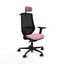 Silla de oficina Mardos con mecanismo Sincro/Traslack tapizada con Tela color Rosa y malla color Negro. Equipada con lumbar 1D, Brazos 2D, Cabecero 2D y Ruedas 65mm nailon