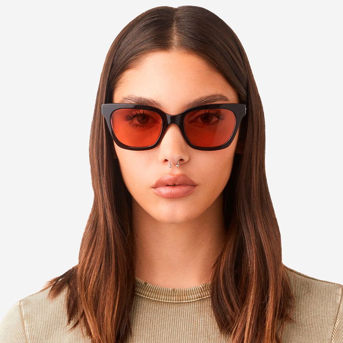 Hawkers OASIS Gafas de Sol Cuadradas Unisex Dark Grey Sandstone Acetato 1 u