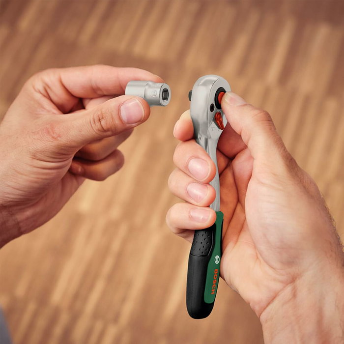 Bosch Llave de trinquete 1/4 con alto torque de hasta 93 Nm