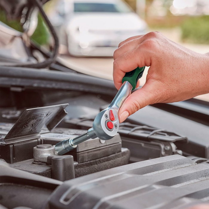 Bosch Llave de trinquete 1/4 con alto torque de hasta 93 Nm