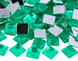 Innspiro Gemas decorativas acrílicas cuadrado verde 16x16mm 500u. Aprox.