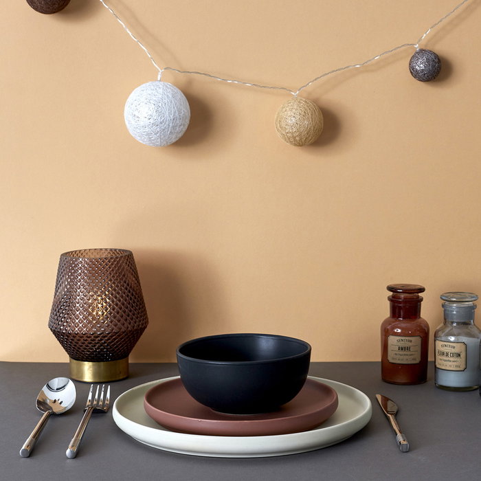 Home Deco Factory Guirnalda de Luces 10 LED con Bolas de Diferentes Medidas para Decoración Home Deco Factory Guirnalda de Luces 10 LED con Bolas de Diferentes Medidas para Decoración